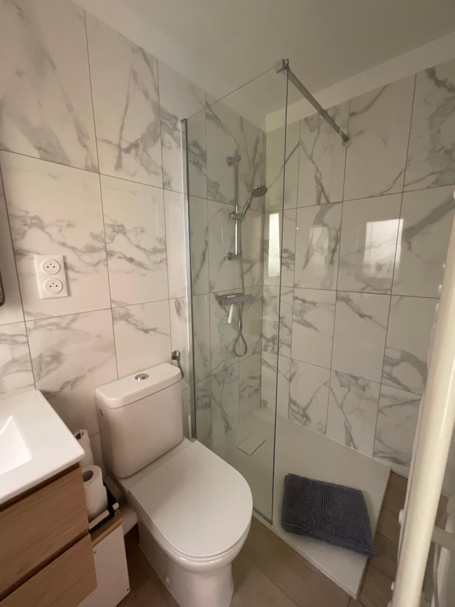 Zofia Appartements - Appartement Avec Cour Privee #1 มูสติเยร์-แซ็งต์-มารี ภายนอก รูปภาพ